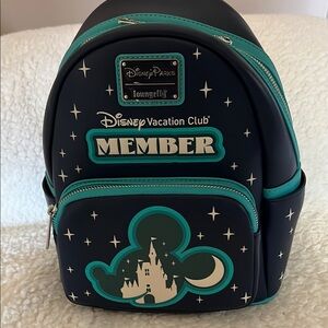 Disney Parks Vacation Club GITD Bag